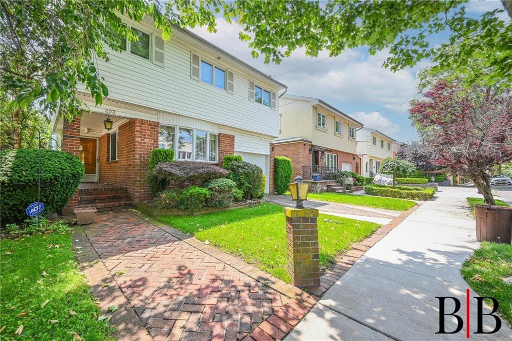 203 Whitman Drive, Brooklyn, New York image 2