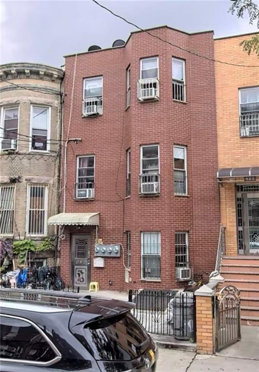 Photo of 826 52nd Street, Brooklyn, NY 11220 (MLS # 479514)