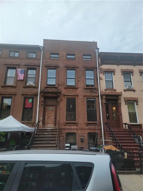 Multifamily For Sale - 211 Van Buren Street<br/> Kings County, Brooklyn, NY 11221
