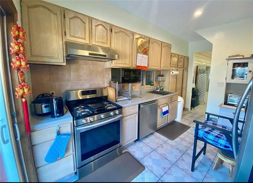 1727 16th Street, Brooklyn, New York image 17