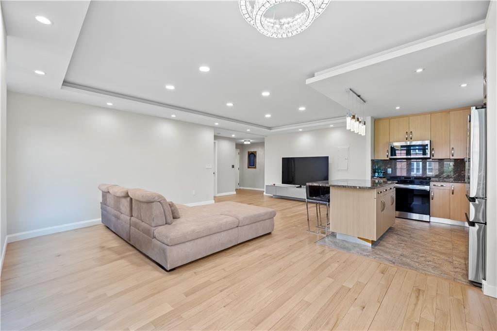 150 Oceana Drive #4B, Brooklyn, New York image 6