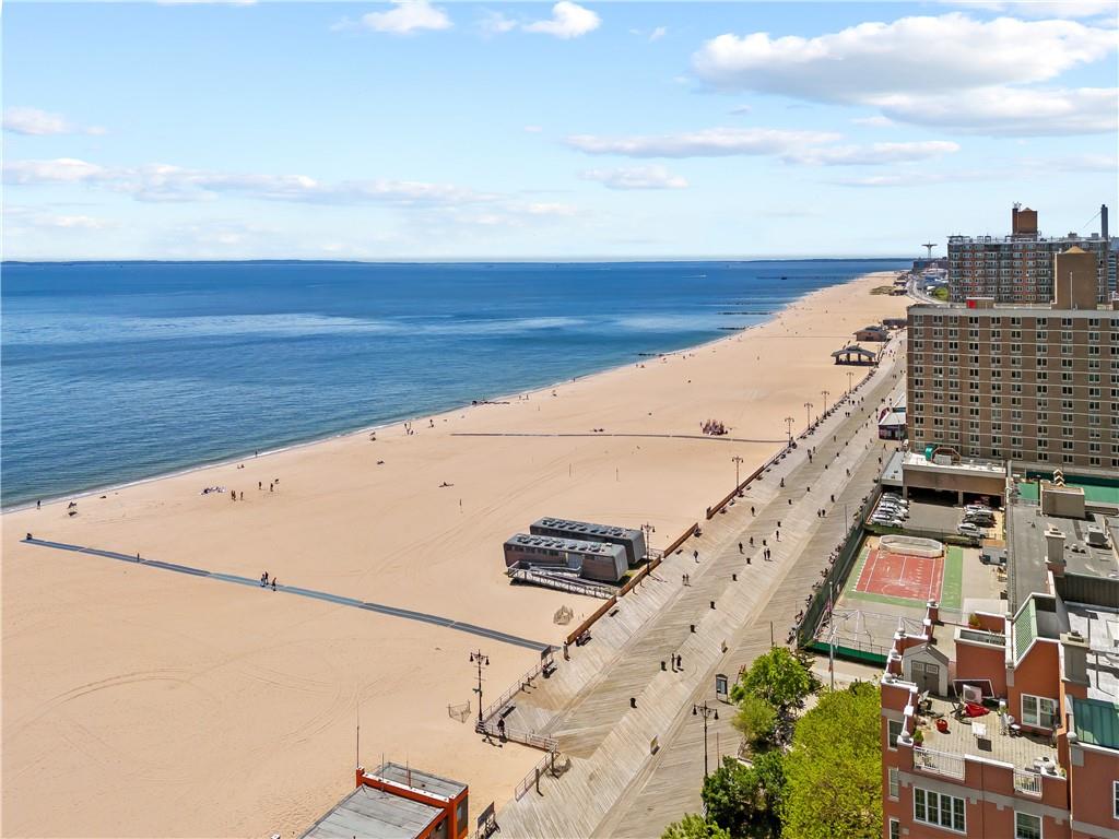 150 Oceana Drive #4B, Brooklyn, New York image 25