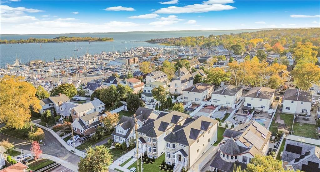 Photo of 28 Waterside Parkway, Staten Island, NY 10308 (MLS # 496935)