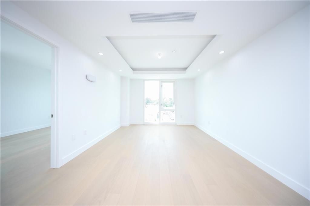 Photo of 150-02 Northern Boulevard #6D, Flushing, NY 11354 (MLS # 497742)