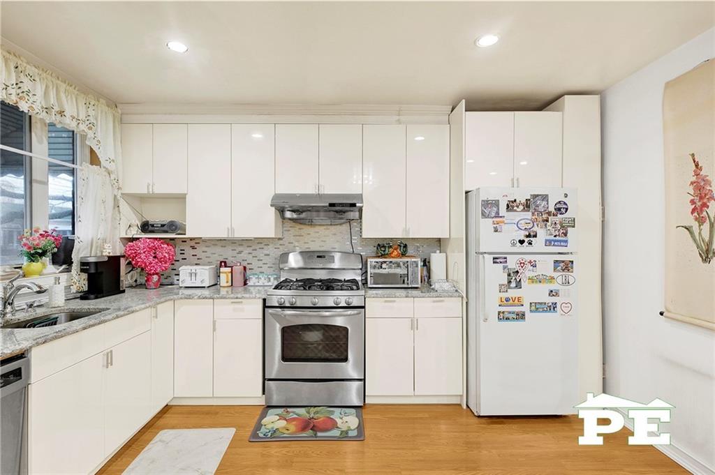 1554 58th Street, Brooklyn, New York image 6