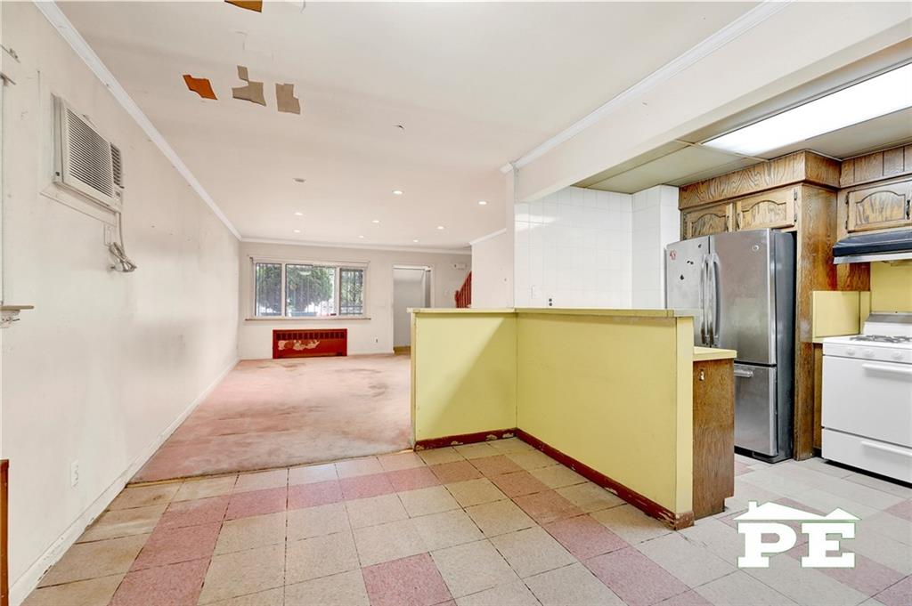 63-24 137th Street, Flushing, New York image 5