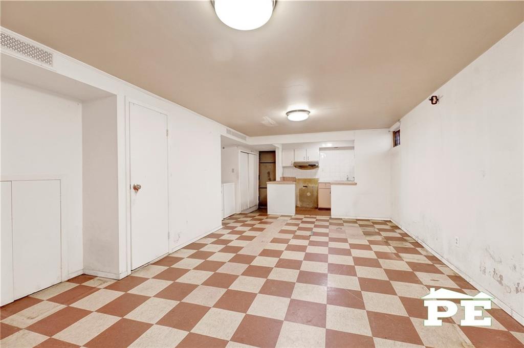 63-24 137th Street, Flushing, New York image 18