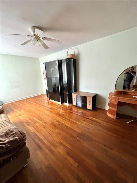Apartment For Sale - 2727 Ocean Parkway #F30<br/> New York, NY 11235