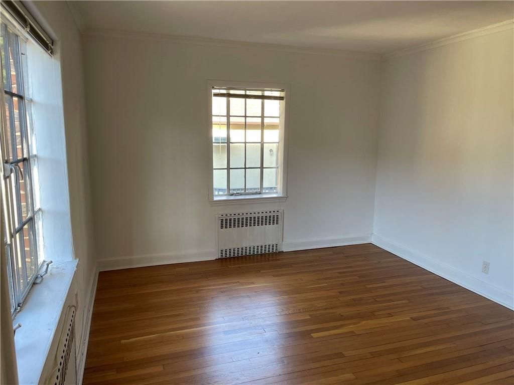 Photo of 58-62 University Place, Staten Island, NY 10301 (MLS # 495925)