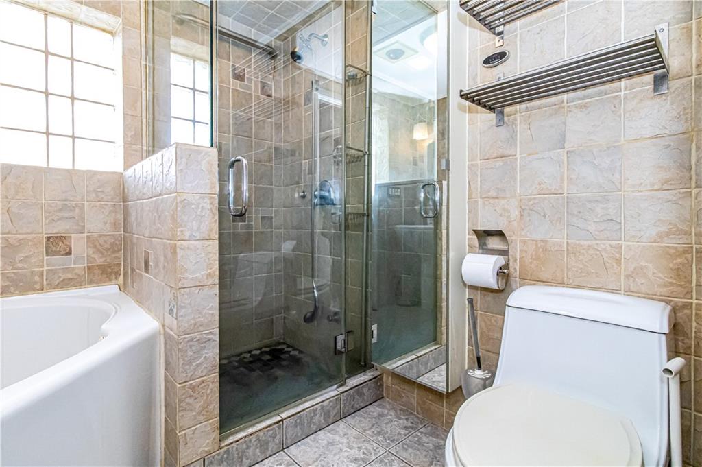 2 Roosevelt Court, Brooklyn, New York image 20