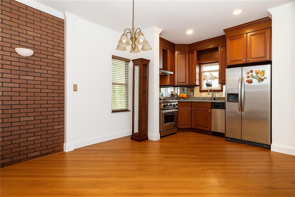 2 Roosevelt Court, Brooklyn, New York image 8