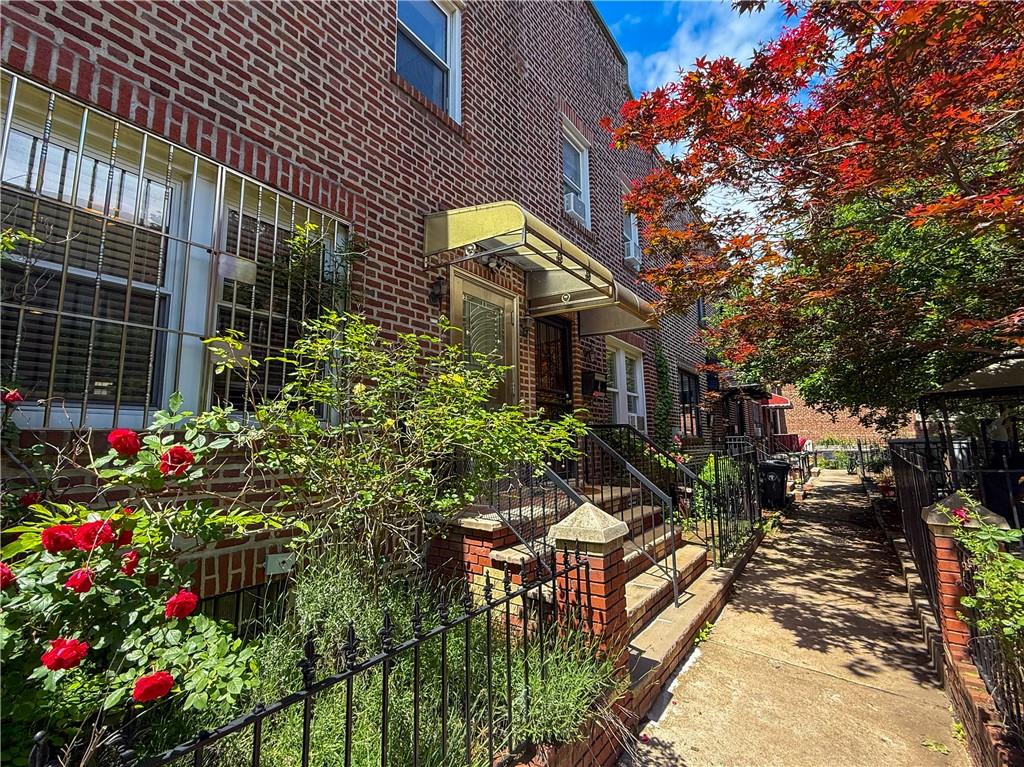 2 Roosevelt Court, Brooklyn, New York image 2