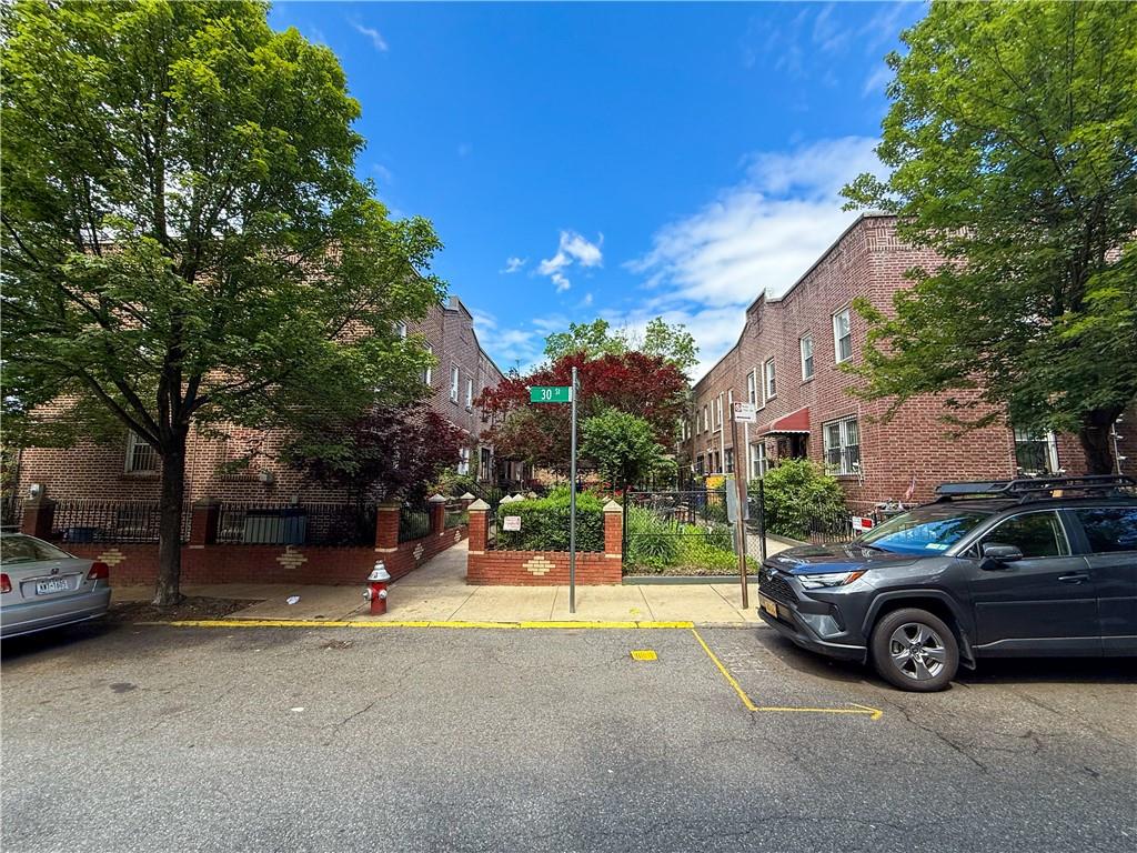 2 Roosevelt Court, Brooklyn, New York image 4