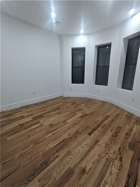 Multifamily For Rent - 534 Bradford Street #1<br/> Brooklyn, NY 11207