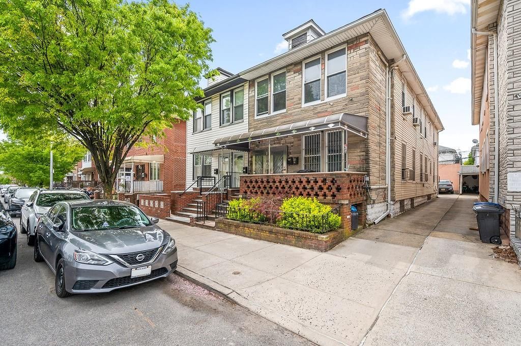 Photo of 2110 70th Street, Brooklyn, NY 11204 (MLS # 500850)