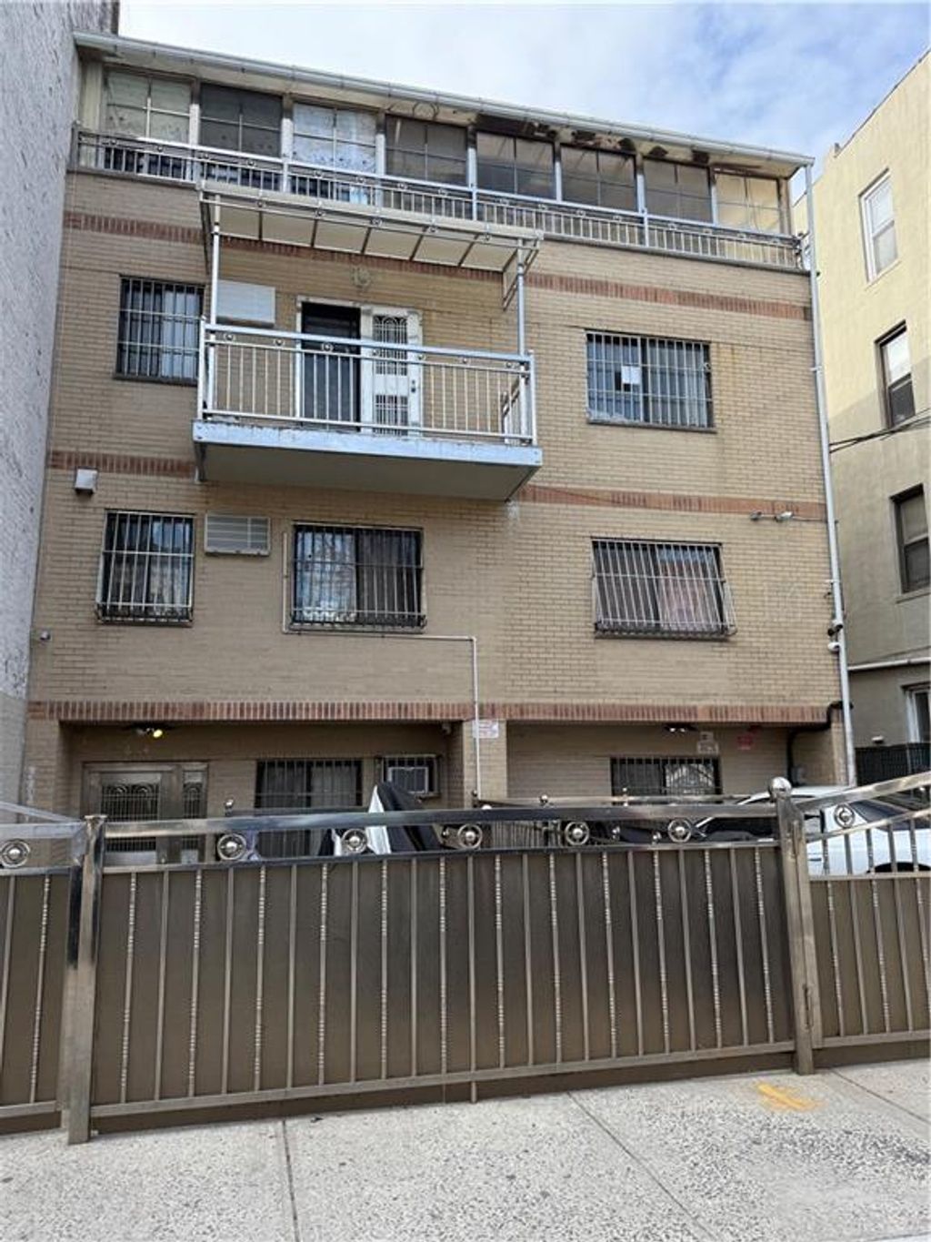 Photo of 6714 14TH Avenue #2F, Brooklyn, NY 11219 (MLS # 499987)