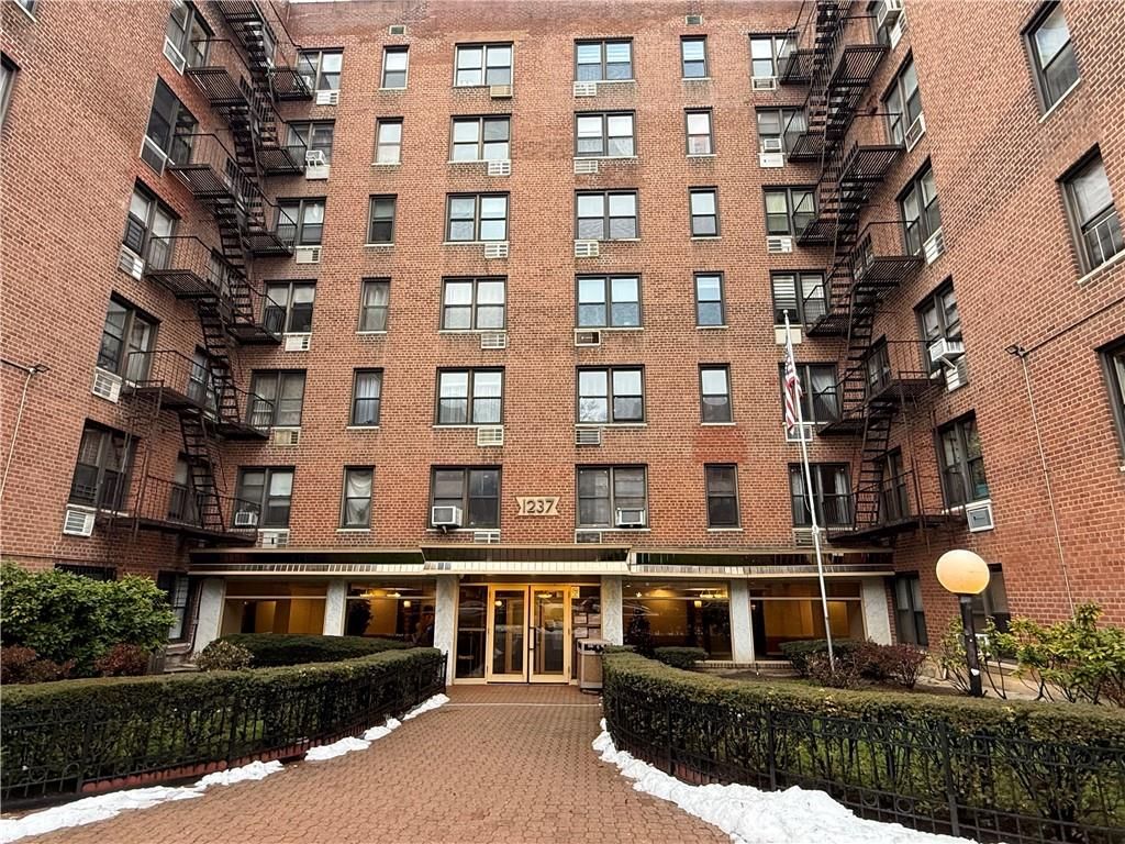Photo of 1237 Avenue Z #5E, Brooklyn, NY 11235 (MLS # 498051)