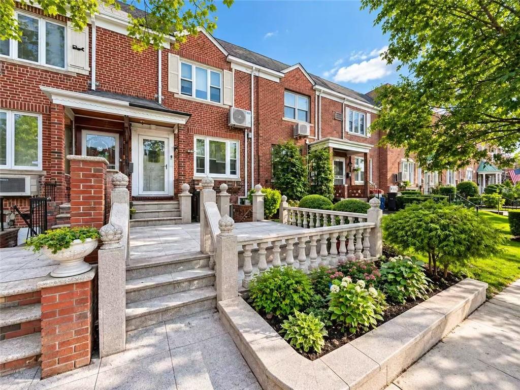 Photo of 259 Bay 13th Street, Brooklyn, NY 11214 (MLS # 505365)