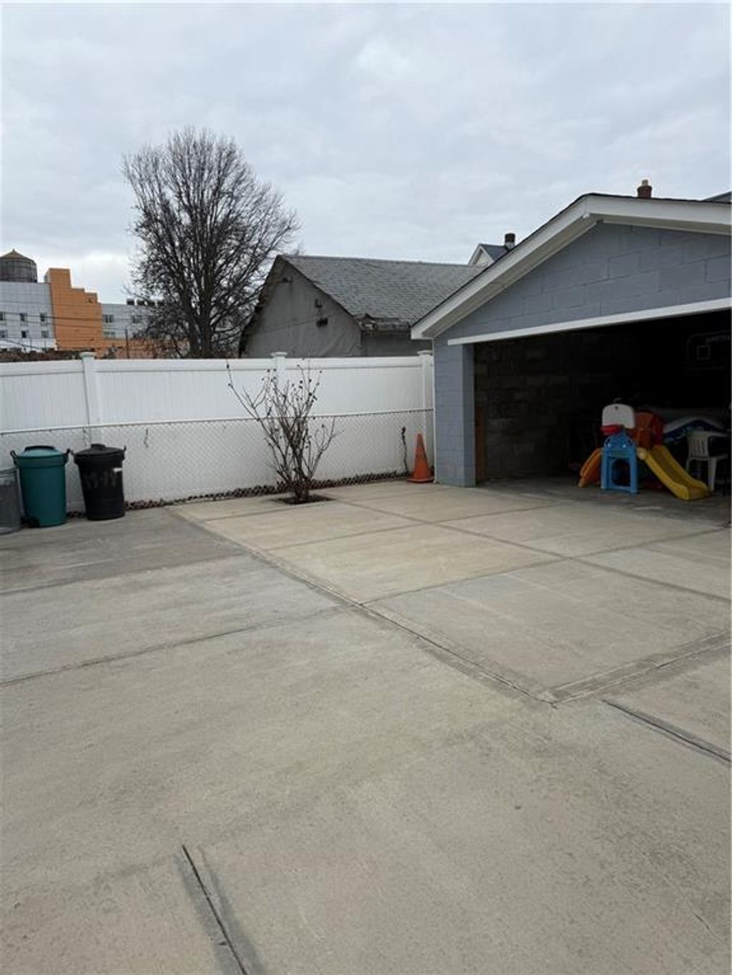 Photo of 139-19 88th Road, Jamaica, NY 11435 (MLS # 500144)