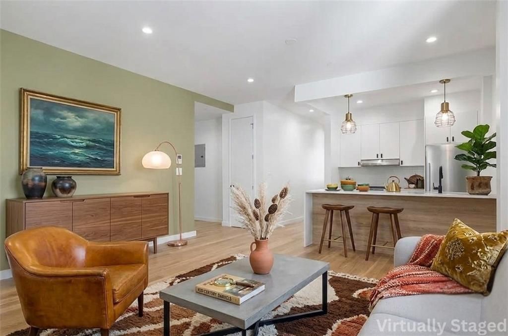 Photo of 44 Euclid Avenue #3B, Brooklyn, NY 11208 (MLS # 500732)