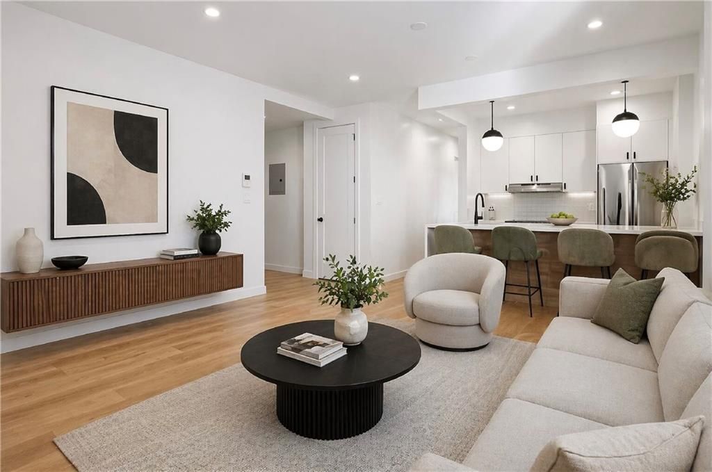 Photo of 44 Euclid Avenue #3B, Brooklyn, NY 11208 (MLS # 500732)