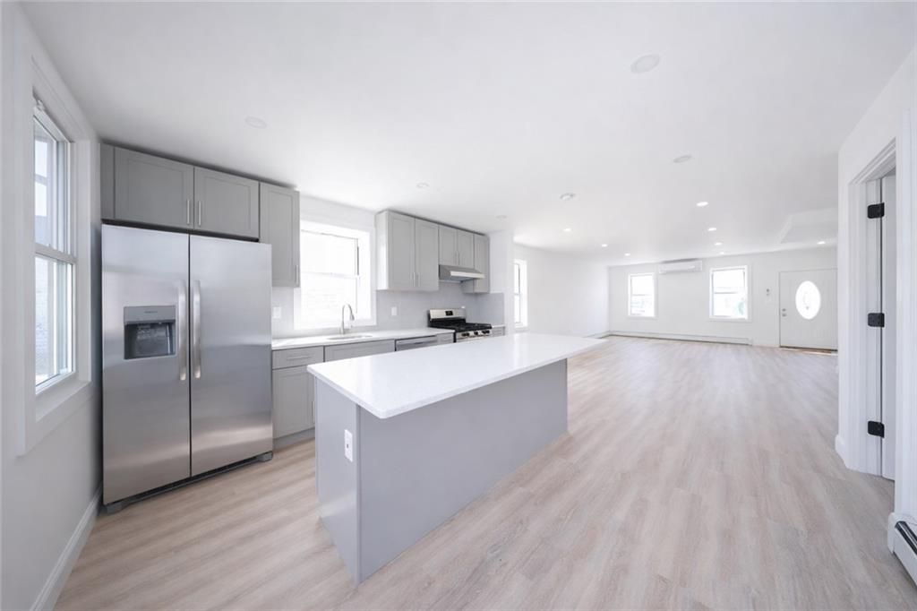 Photo of 73 Irving Place, Staten Island, NY 10304 (MLS # 497917)