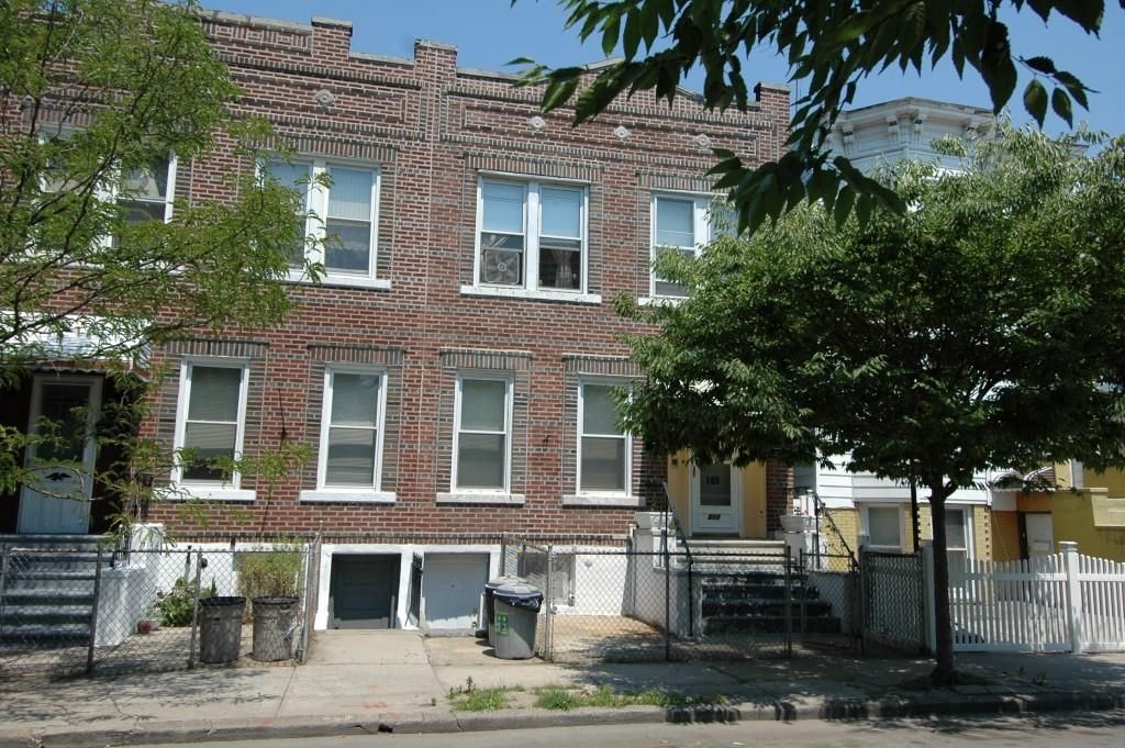 Photo of 809 Friel Place, Brooklyn, NY 11218 (MLS # 499755)