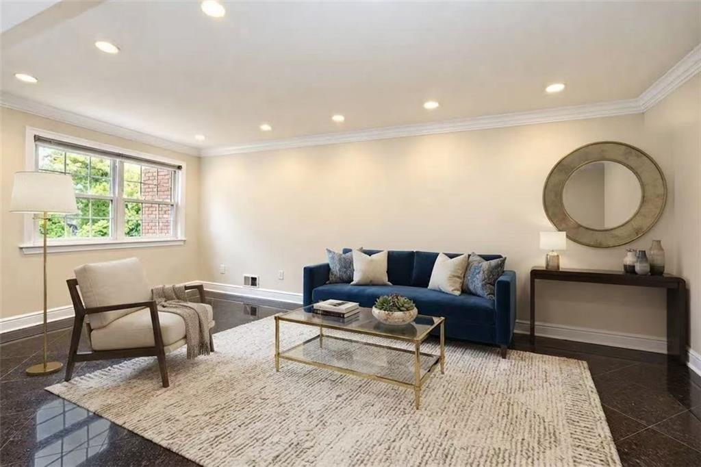 Photo of 6 Revere Lane, Staten Island, NY 10306 (MLS # 504599)