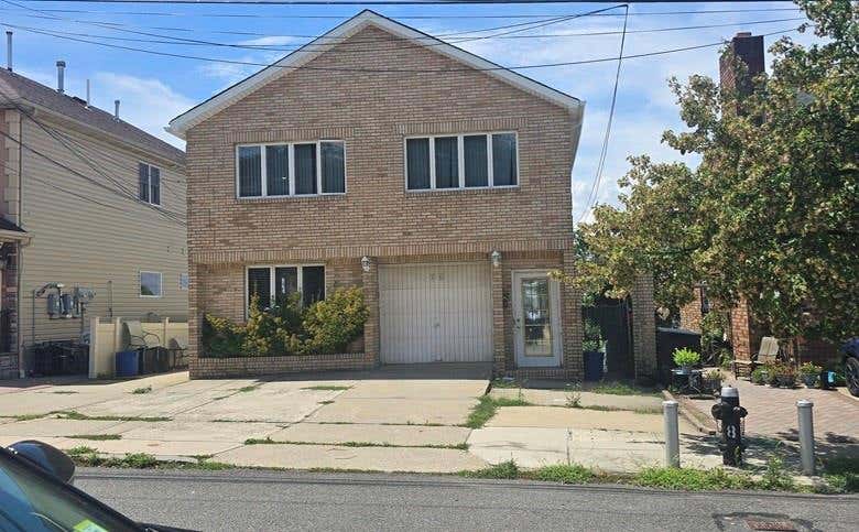 Photo of 70 Roosevelt Avenue, Staten Island, NY 10314 (MLS # 503513)