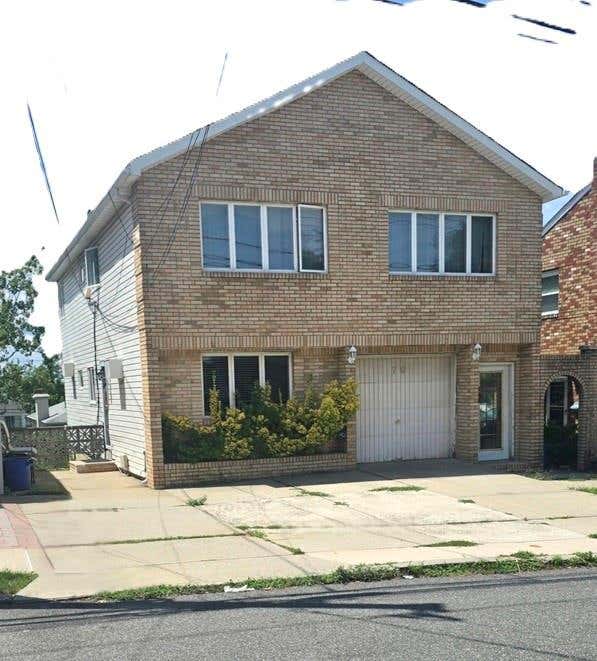 Photo of 70 Roosevelt Avenue, Staten Island, NY 10314 (MLS # 503513)