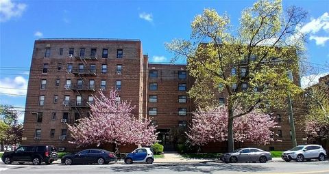 Homes For Sale - 2209 Knapp Street #5G<br/> Brooklyn, NY 11229