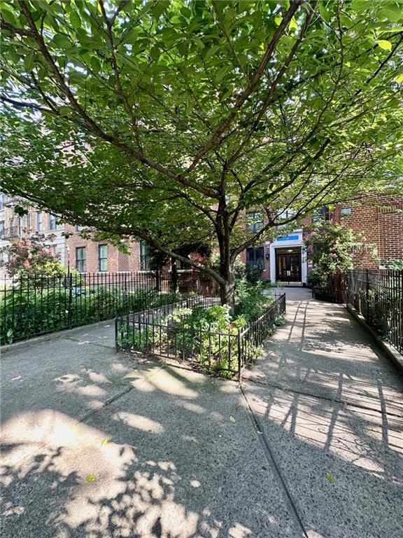 260 Linden Boulevard #2H, Brooklyn, New York image 1