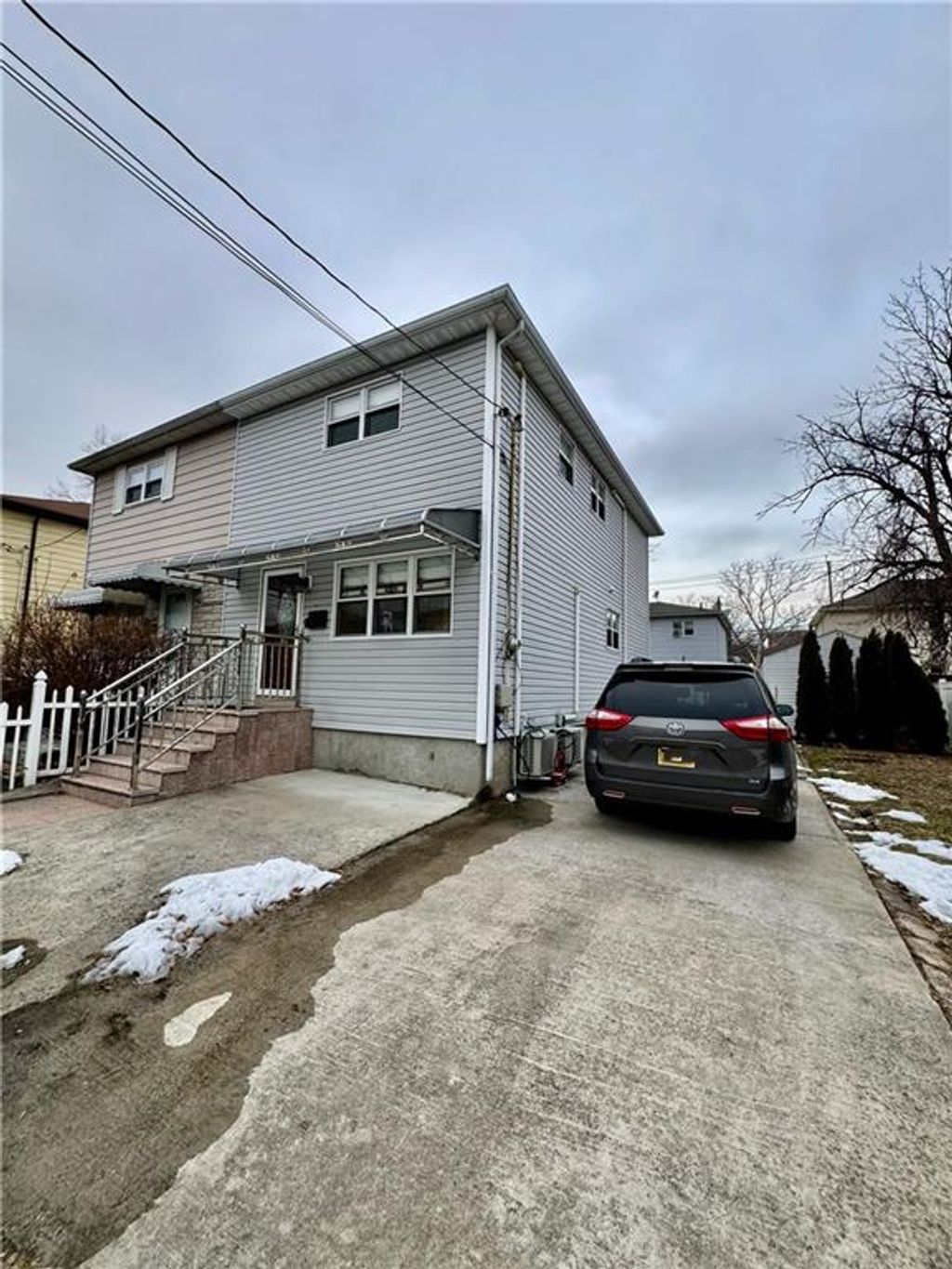 Photo of 9 Downey Place, Staten Island, NY 10303 (MLS # 498218)