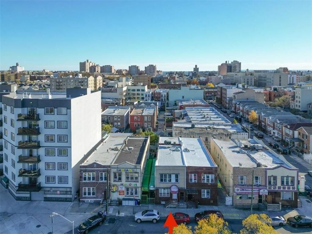 Photo of 712 Banner Avenue, Brooklyn, NY 11235 (MLS # 497244)