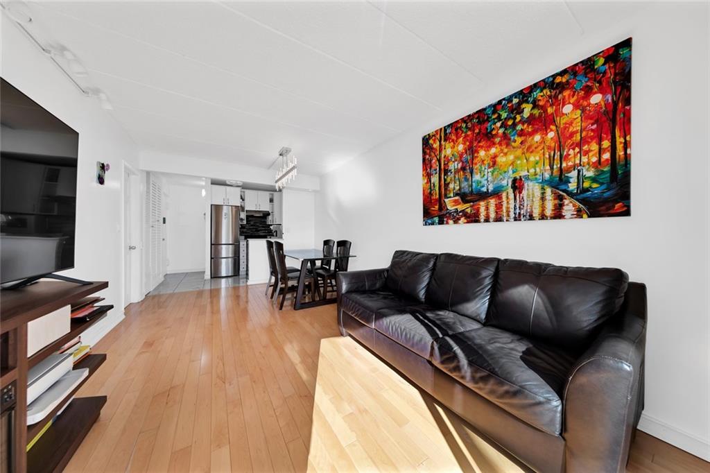 9965 Shore Road #6C, Brooklyn, New York image 2