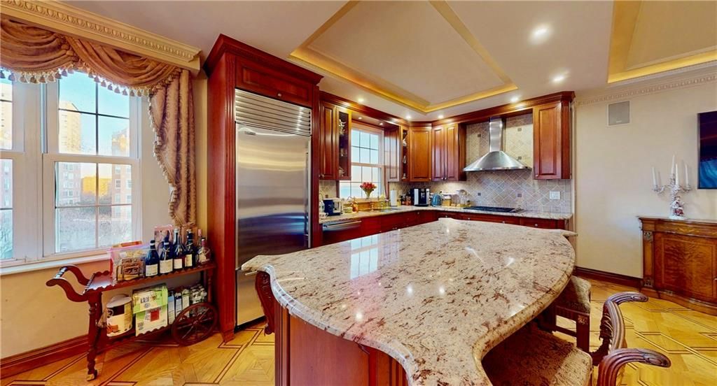 Photo of 120 Oceana Drive #4B, Brooklyn, NY 11235 (MLS # 497703)