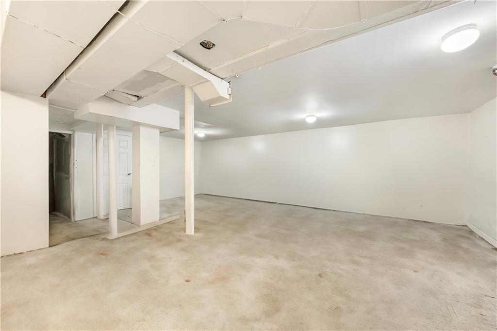 1044 New York Avenue, Brooklyn, New York image 21