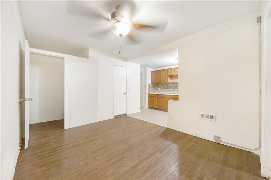 1044 New York Avenue, Brooklyn, New York image 10