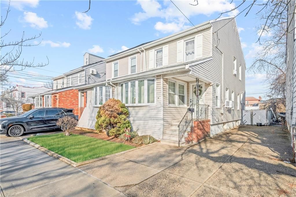 Photo of 4409 Avenue M, Brooklyn, NY 11234 (MLS # 498251)