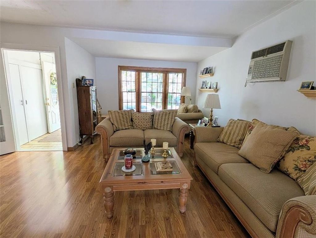 Photo of 1960 Kimball Street, Brooklyn, NY 11234 (MLS # 501313)