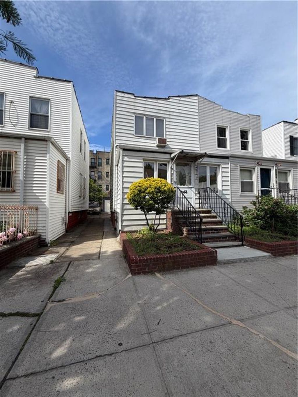 Photo of 564 Bay Ridge Avenue, Brooklyn, NY 11220 (MLS # 501702)