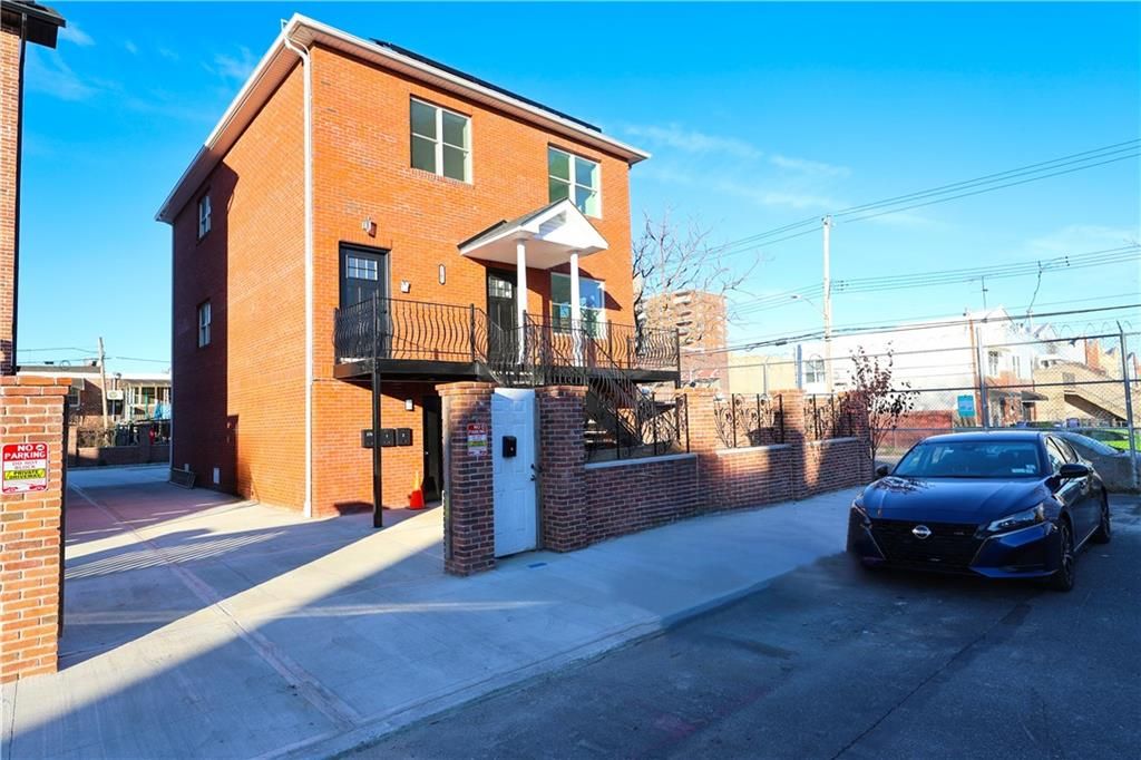 Photo of 3707 Cypress Avenue, Brooklyn, NY 11224 (MLS # 497877)