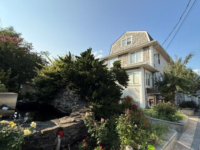 Photo of 4293 Richmond Avenue, Staten Island, NY 10312 (MLS # 503719)