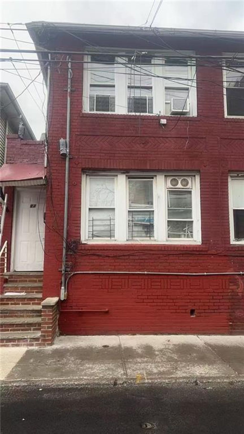 Photo of 8A Brighton 10th Court, Brooklyn, NY 11235 (MLS # 497578)
