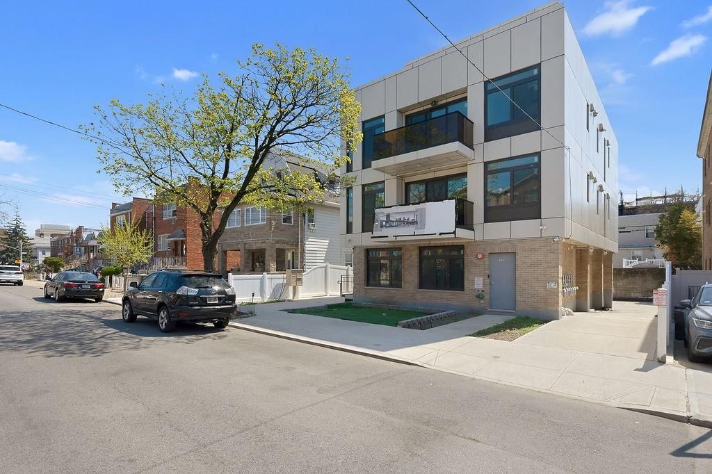 Photo of 207 Bay 35th Street #PHP, Brooklyn, NY 11214 (MLS # 500567)
