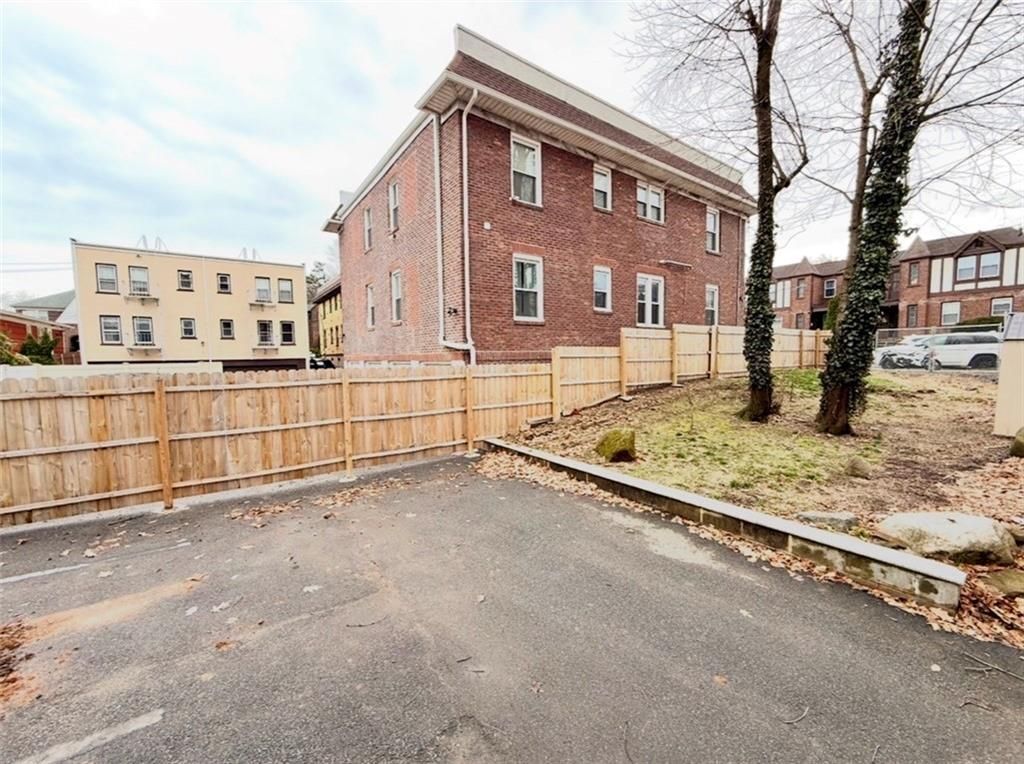 Photo of 145 Norma Place, Richmond, NY 10301 (MLS # 500785)