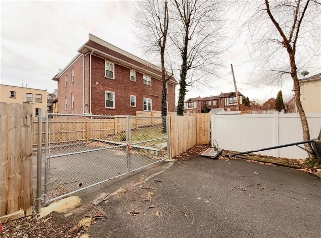 Photo of 145 Norma Place, Richmond, NY 10301 (MLS # 500785)