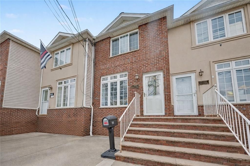 Photo of 123 Cannon Avenue, Staten Island, NY 10314 (MLS # 499848)