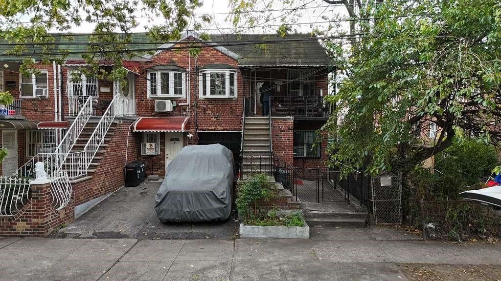 Photo of 1014 100th Street, Brooklyn, NY 11236 (MLS # 496901)