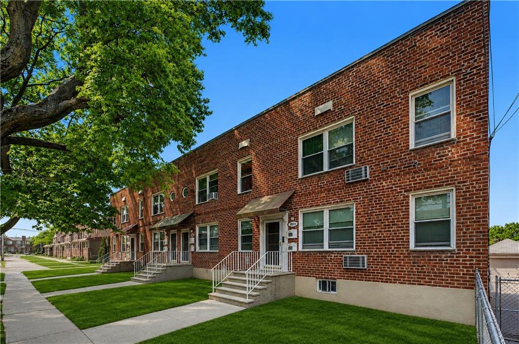 Photo of 2997 Avenue R, Brooklyn, NY 11229 (MLS # 505314)